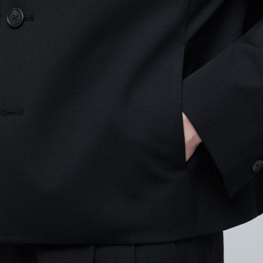 Oversized Crop Blazer — Black