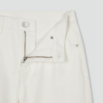 JAJU Straight Denim Pants (Ivory) — базовая модель с прямым кроем в светлом исполнении