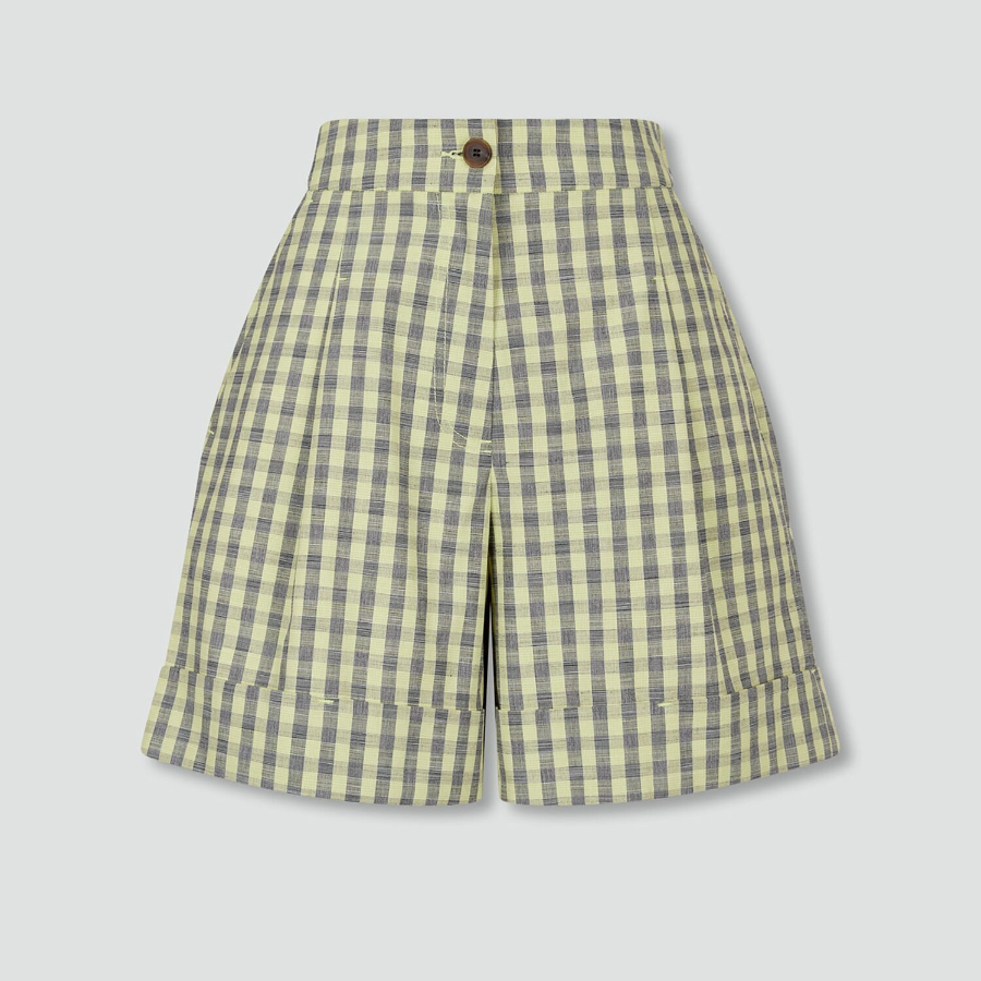 JAJU Cotton Check Tuck Half Pants (Yellow) — яркие и комфортные шорты с стильным клетчатым узором и элегантными защипами