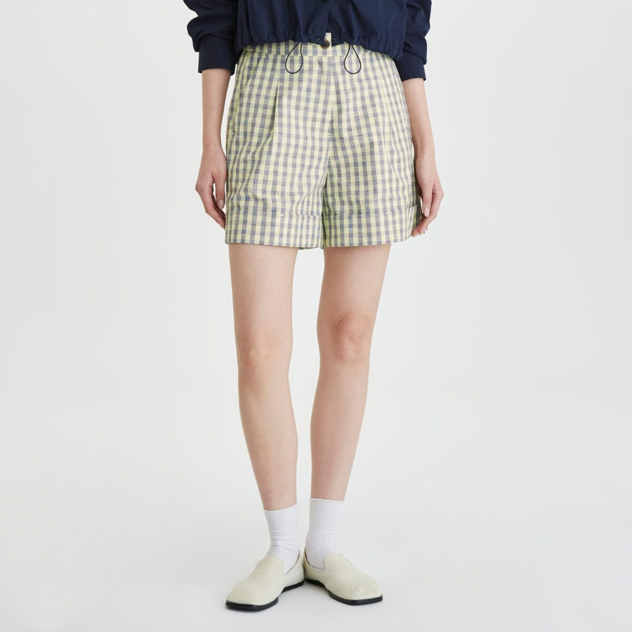 JAJU Cotton Check Tuck Half Pants (Yellow) — яркие и комфортные шорты с стильным клетчатым узором и элегантными защипами