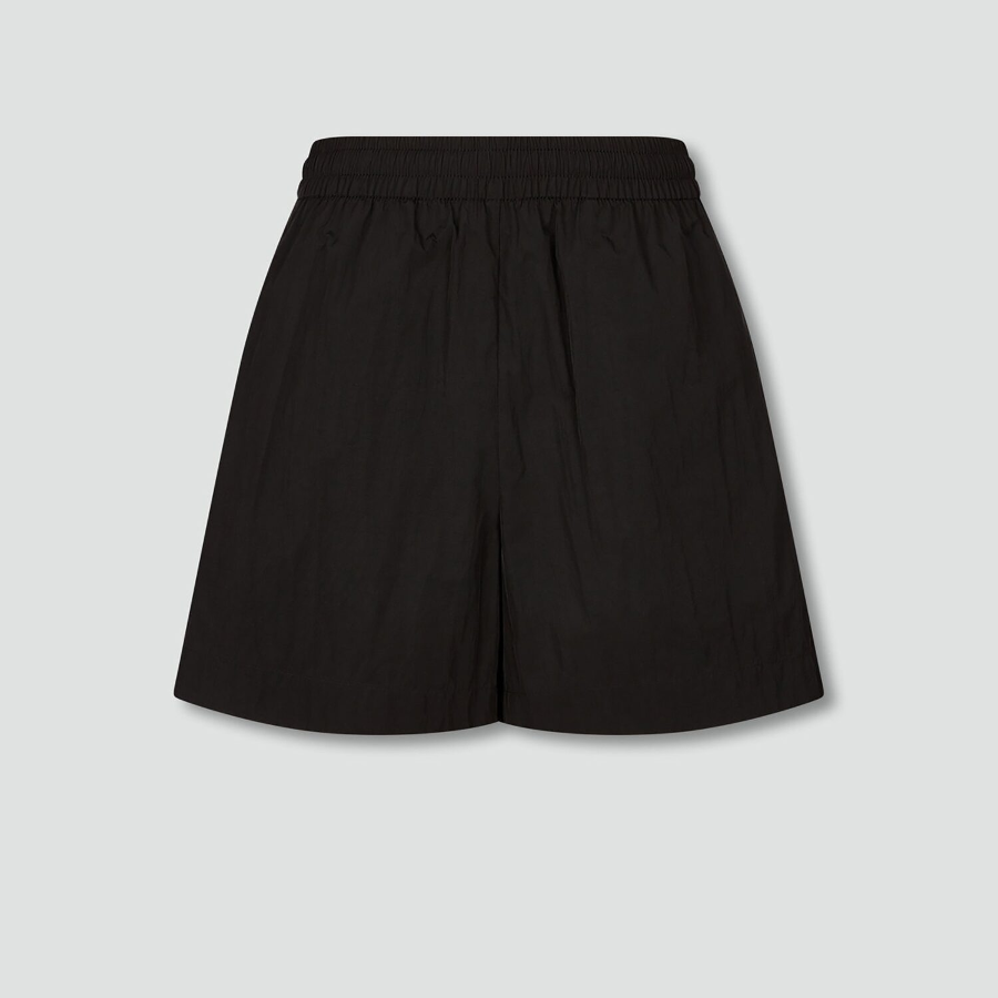 JAJU Crisp Half Banding Pants (Black) — лёгкие и удобные шорты с эластичным поясом в классическом чёрном цвете