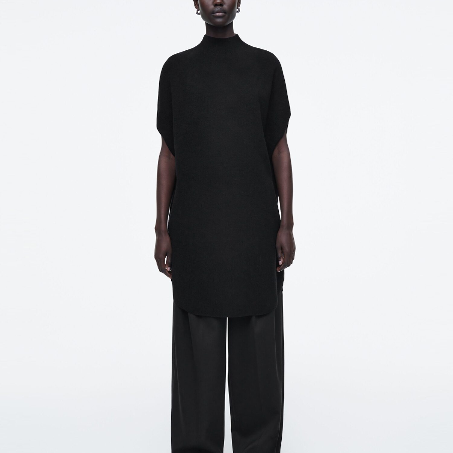 COS – Cocoon Wool Dress Black