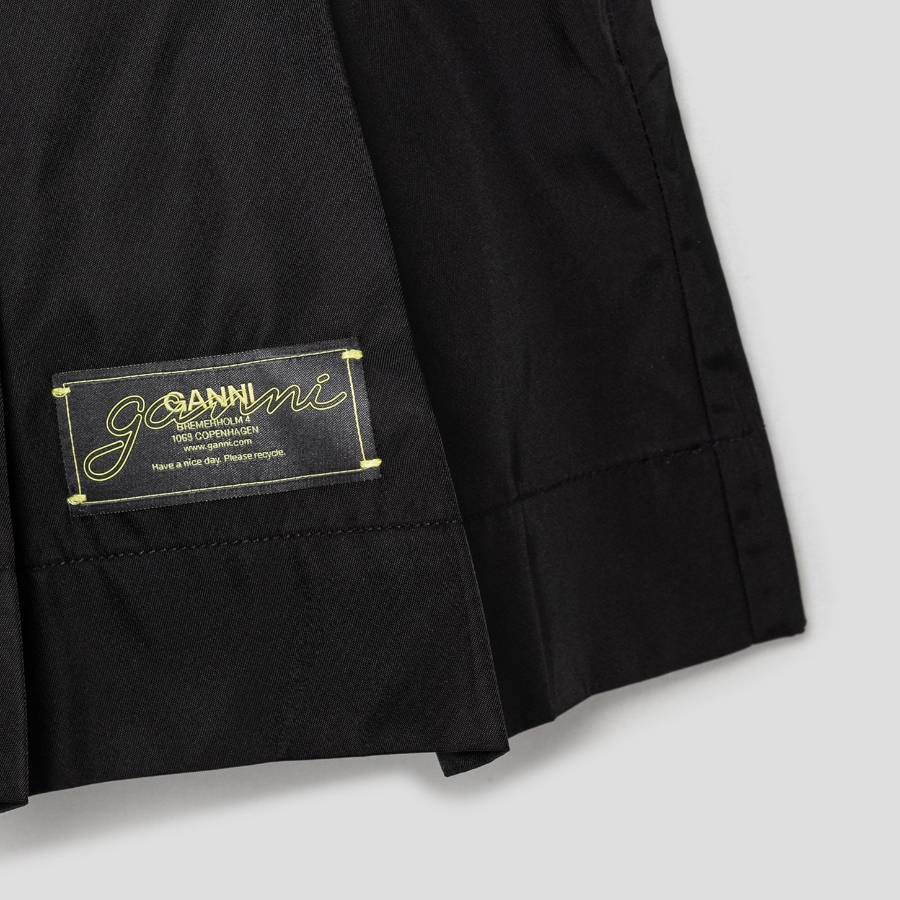 GANNI Duchesse Nylon Pleated Mini Skirt – Black