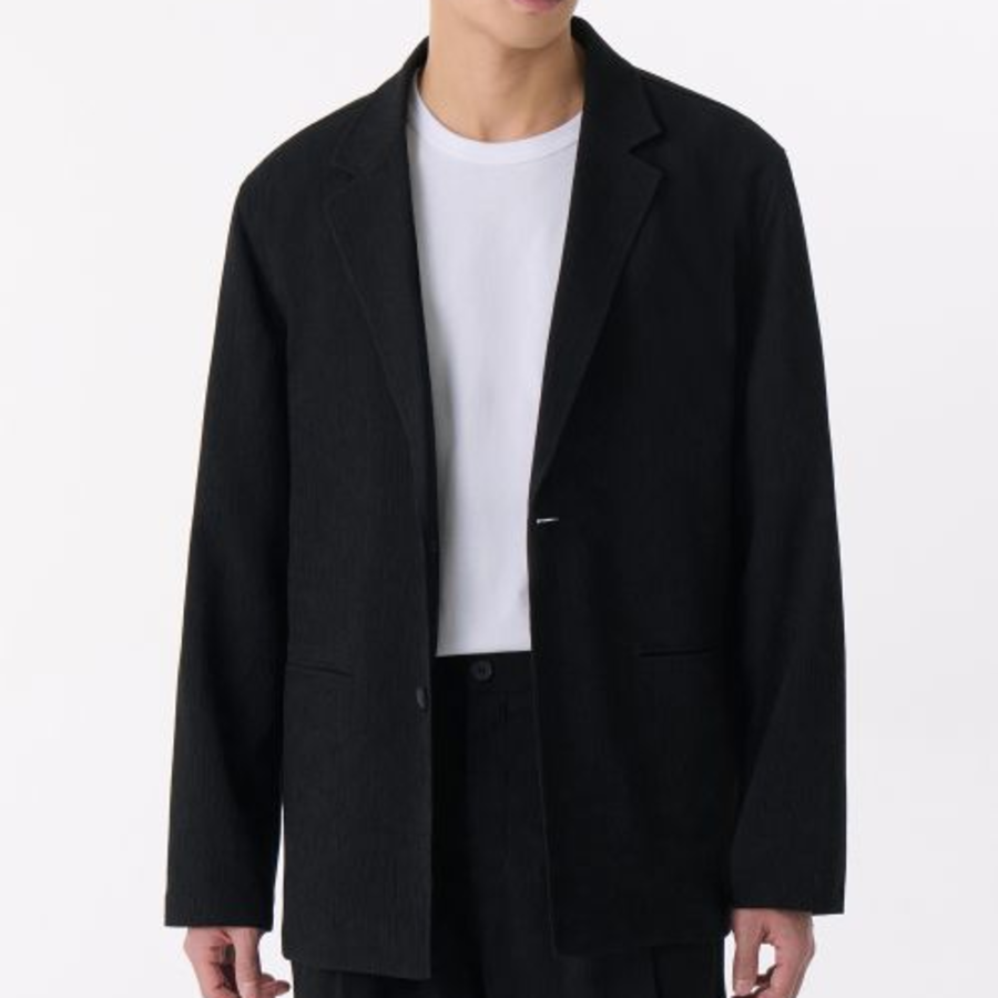 Crinkle Relaxed Blazer — Black
