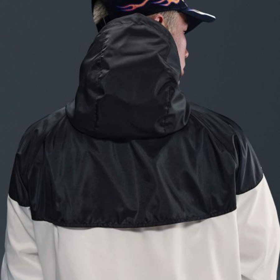 Nike Sportswear Windrunner Hooded Jacket — Sail / Black