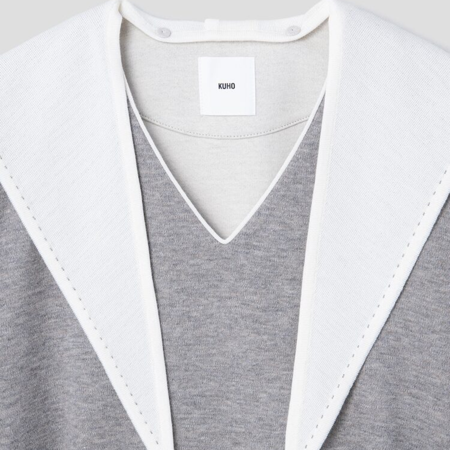 KUHO Knit Detail V-Neck T-Shirt - Grey