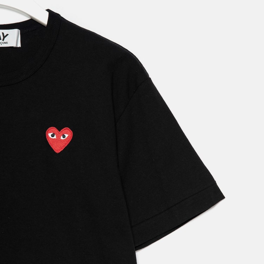 Red Heart Wappen T-Shirt — Black