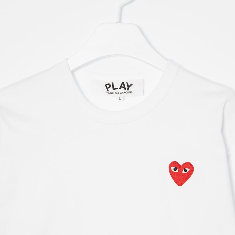 Red Heart Wappen T-Shirt — Black