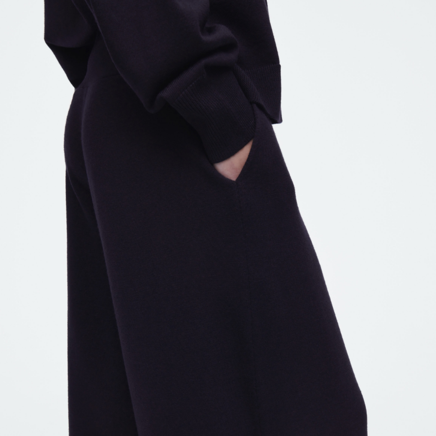 COS Merino Wool Barrel Leg Trousers – Navy