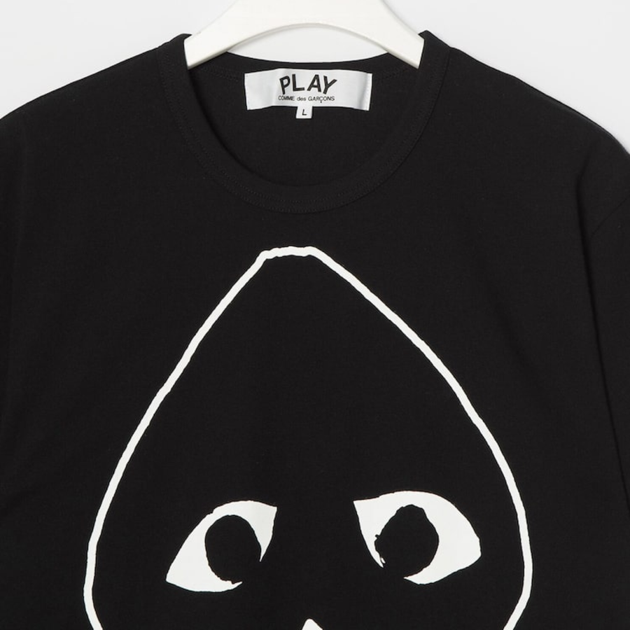 Upside Down White Heart Sketch T-Shirt — Black