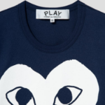 White Heart Print PLAY Logo T-Shirt — Navy