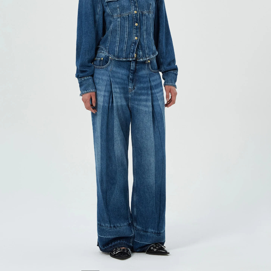 GANNI Light Denim Pleated Jeans - Blue