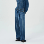 GANNI Light Denim Pleated Jeans - Blue