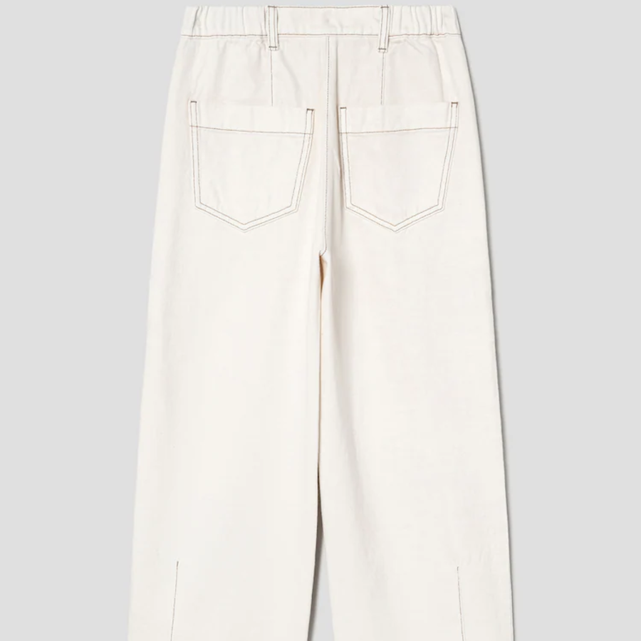 KUHO Tapered Fit Denim Pants - Ivory