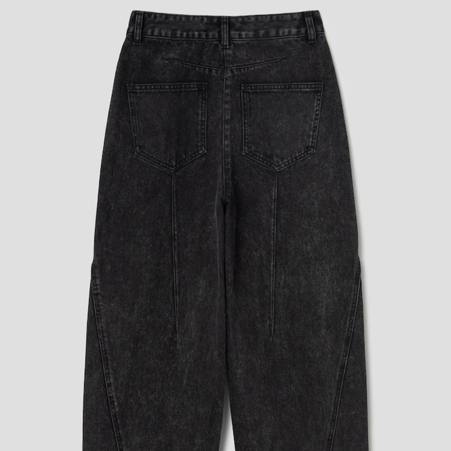 KUHO Wide-Fit Denim Pants - Black