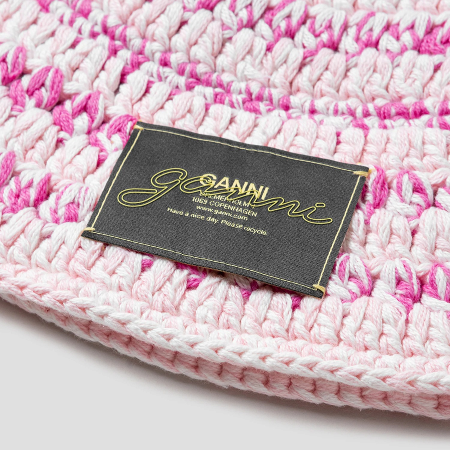 GANNI Cotton Melange Crochet Bucket Hat – Red