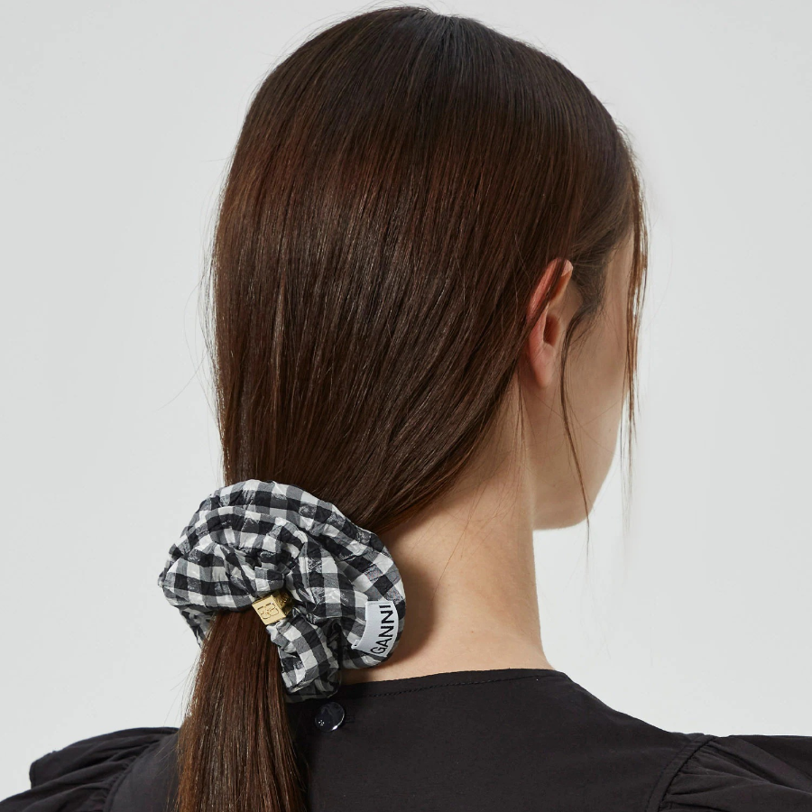 GANNI Crinkled Taffeta Check Scrunchie – Black