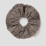 GANNI Flock Check Frill Scrunchie – Tigers Eye