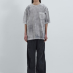 JUUN.J Slash Pocket Semi-Oversized Dyed Short Sleeve – Light Grey