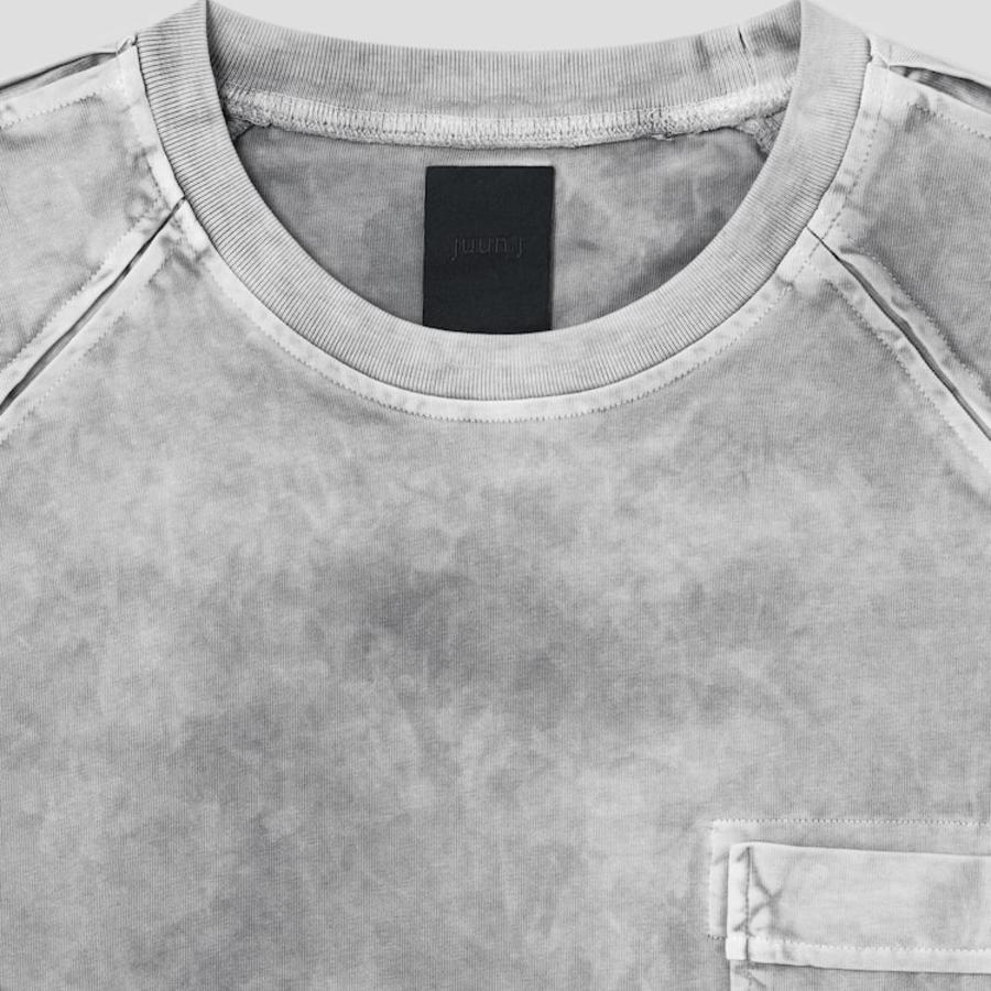 JUUN.J Slash Pocket Semi-Oversized Dyed Short Sleeve – Light Grey