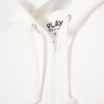 PLAY COMME des GARÇONS (Унисекс) Double Red Heart Wappen Cotton Hoodie – White