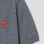 PLAY COMME DES GARÇONS (Unisex) Red Wappen Short Sleeve V-neck Cardigan – Grey