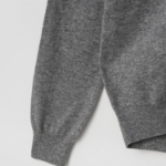 PLAY COMME DES GARÇONS (Unisex) White Heart Wappen Cardigan – Light Grey