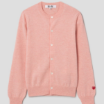 PLAY COMME DES GARÇONS (Unisex) Pastel Small Red Heart Wappen Cardigan – Light Pink