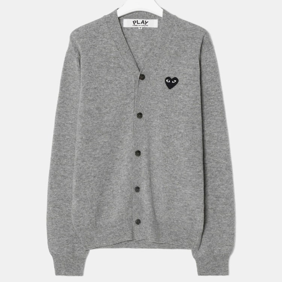 PLAY COMME DES GARÇONS (Unisex) Black Heart Wappen Cardigan – Grey
