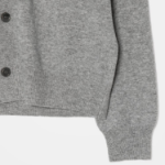 PLAY COMME DES GARÇONS (Unisex) Black Heart Wappen Cardigan – Grey