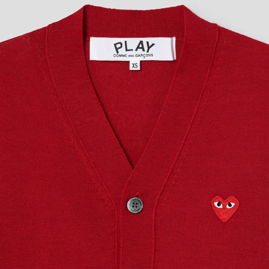PLAY COMME DES GARÇONS (Unisex) V-Neck Short Sleeve Cardigan – Red