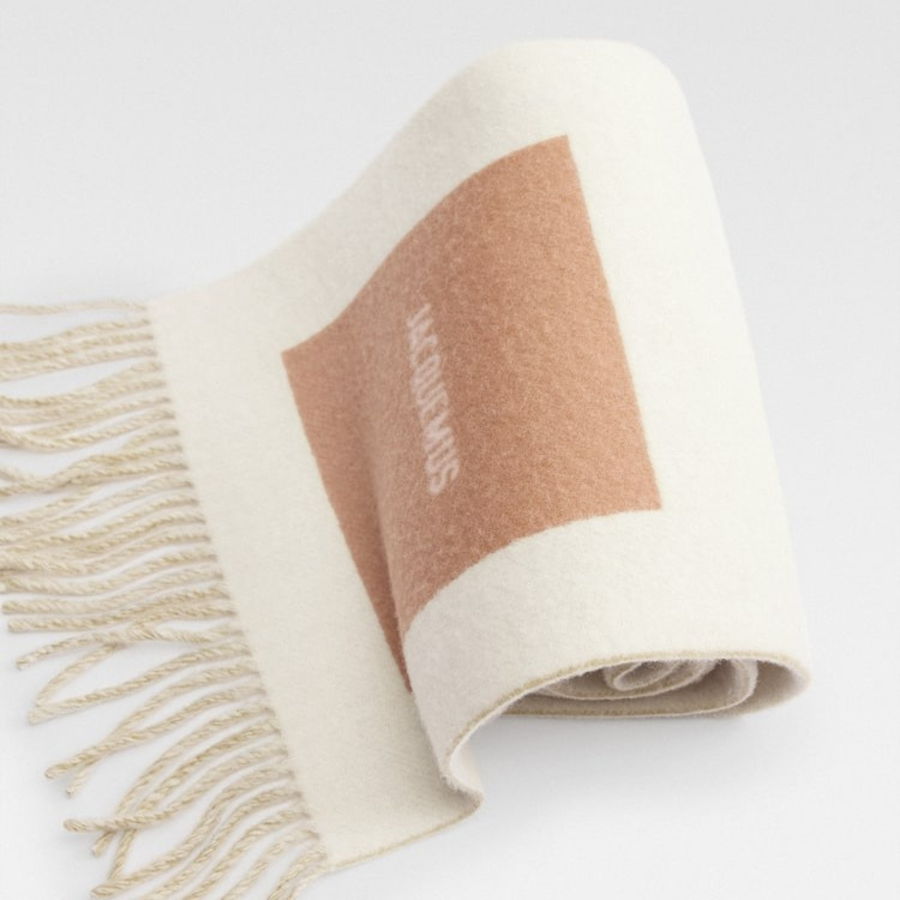 JACQUEMUS Le Charpe Rond Carre - Multi-Beige