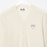 PLAY COMME DES GARÇONS (Unisex) White Heart Wappen Cardigan – White
