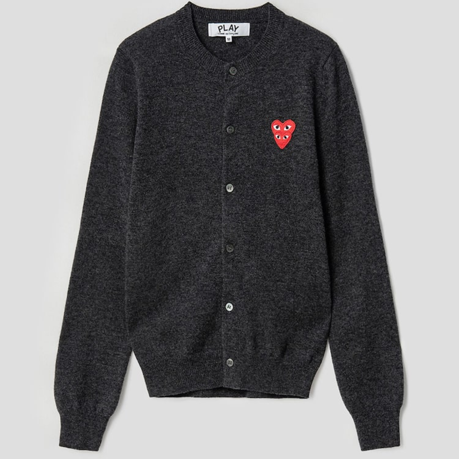 PLAY COMME DES GARÇONS (Unisex) Double Red Heart Wappen Cardigan – Grey