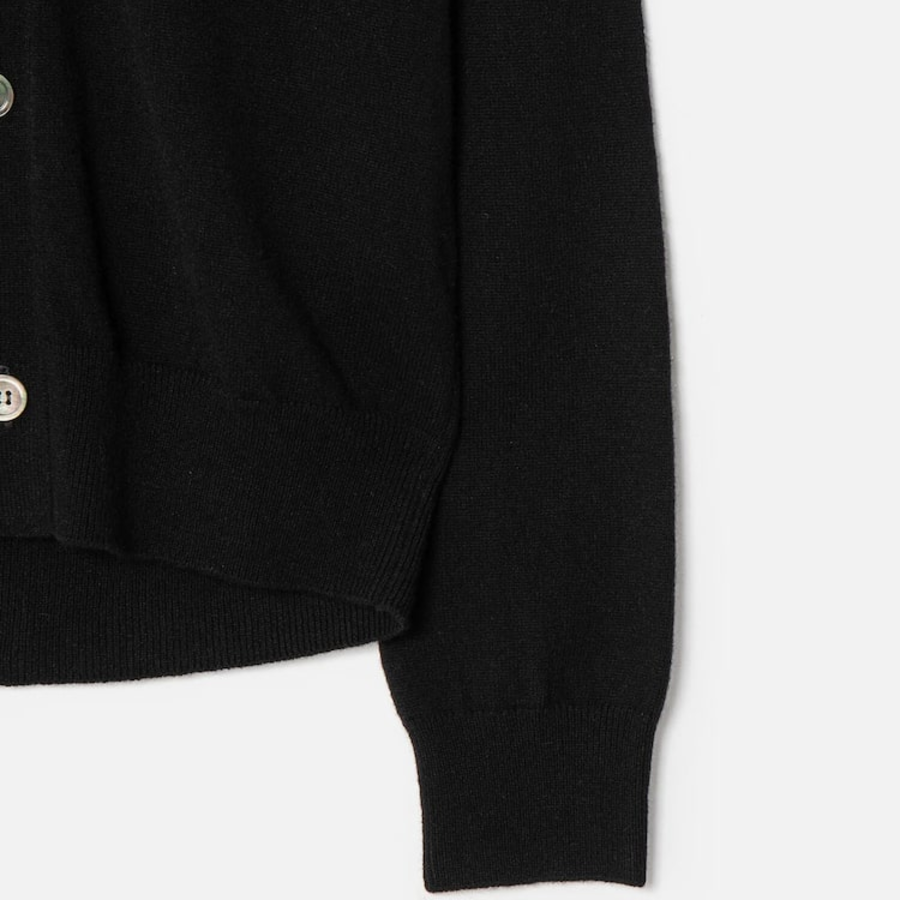 PLAY COMME DES GARÇONS (Unisex) Gold Heart Wappen Cardigan – Black