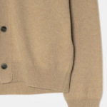 PLAY COMME DES GARÇONS (Unisex) Black Heart Wappen Cardigan – Beige