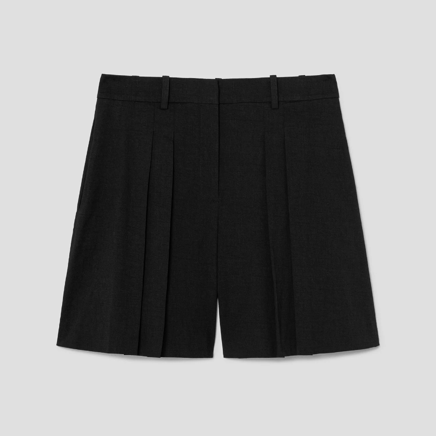 Theory Women Good Crunch Pleated Front Short - Black