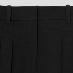 Theory Women Good Crunch Pleated Front Short - Black