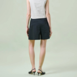 Theory Women Good Crunch Pleated Front Short - Black