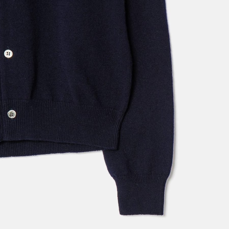 PLAY COMME DES GARÇONS (Women) Gold Heart Wappen Cardigan – Navy