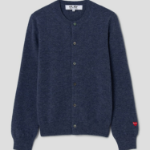 PLAY COMME DES GARÇONS (Women) Pastel Small Red Heart Wappen Cardigan – Navy