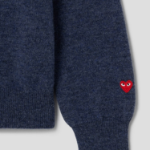 PLAY COMME DES GARÇONS (Women) Pastel Small Red Heart Wappen Cardigan – Navy