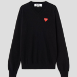 PLAY COMME des GARÇONS (Unisex) Red Heart Wappen Sweater – Black