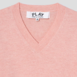 PLAY COMME des GARÇONS (Unisex) Pastel Sleeves Small Heart V-Neck Wool Knit – Light Pink