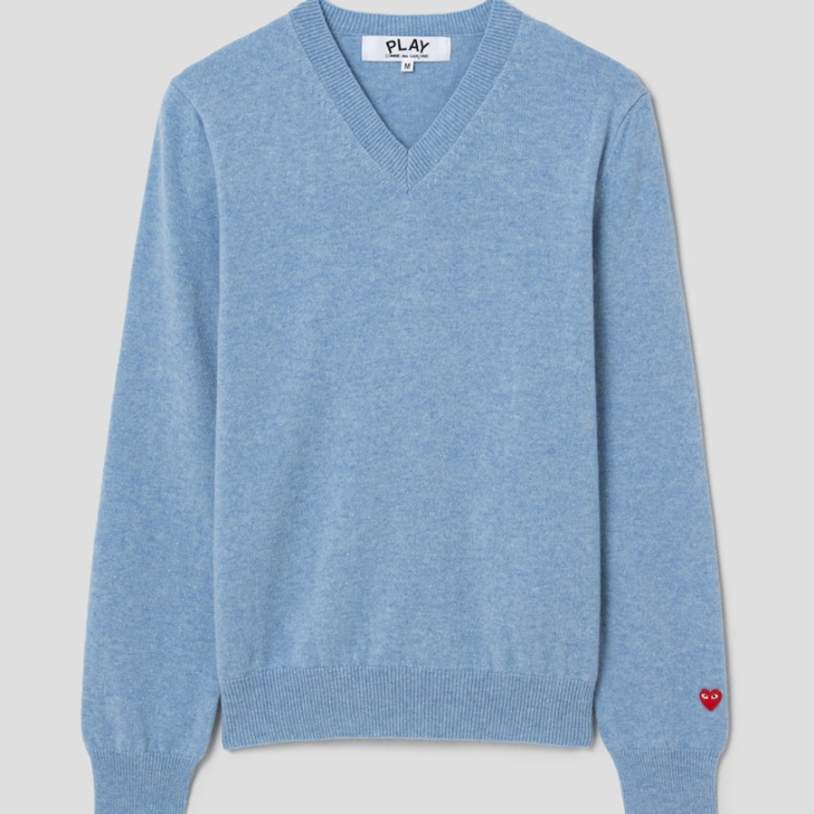 PLAY COMME DES GARÇONS (Women) Pastel Small Red Heart Wappen Sweater – Sky Blue
