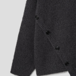 JUUN.J [CORE] Twist Detail Button Opening Pullover Jumper – Grey