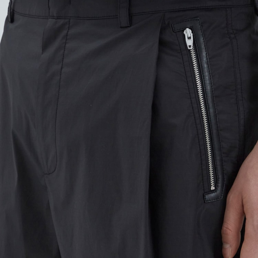 JUUN.J [CORE] City Cotton Leather Detailed Shorts – Black