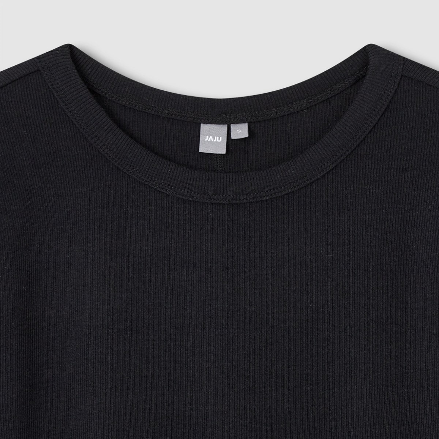 JAJU Ribbed Crop Short-Sleeve T-Shirt – Black