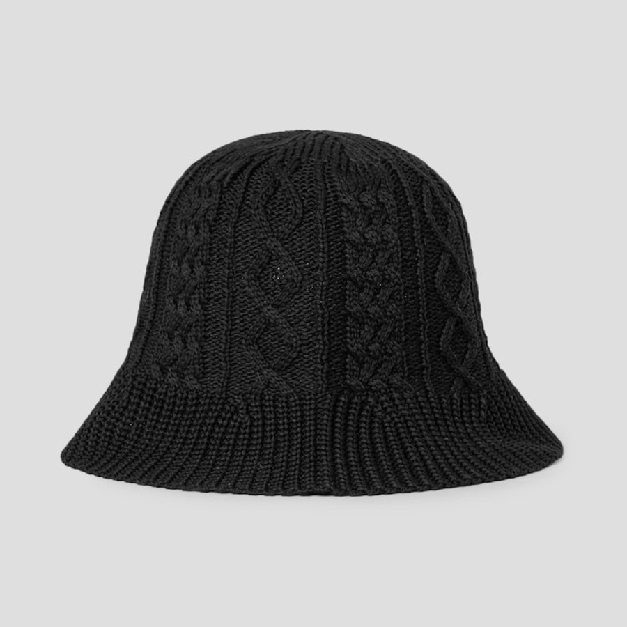 8 seconds Knit Cable Bucket Hat  — Black