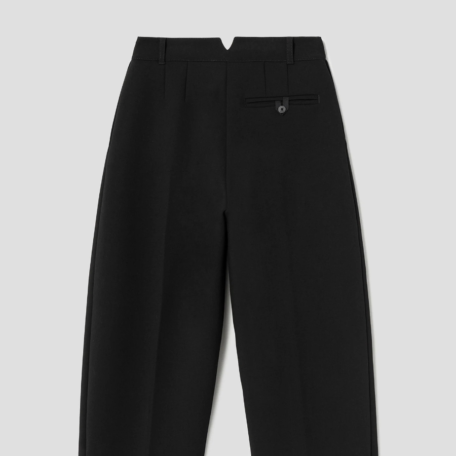 JACQUEMUS Le Pantalon Ovalo — Black